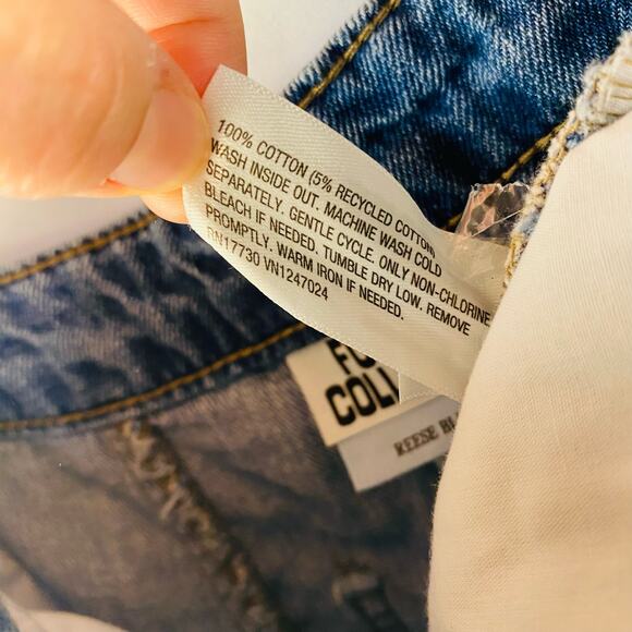 Future Collective Collab Reese Blutstein High Rise Cargo Jeans Size 4 NWT - Picture 11 of 11